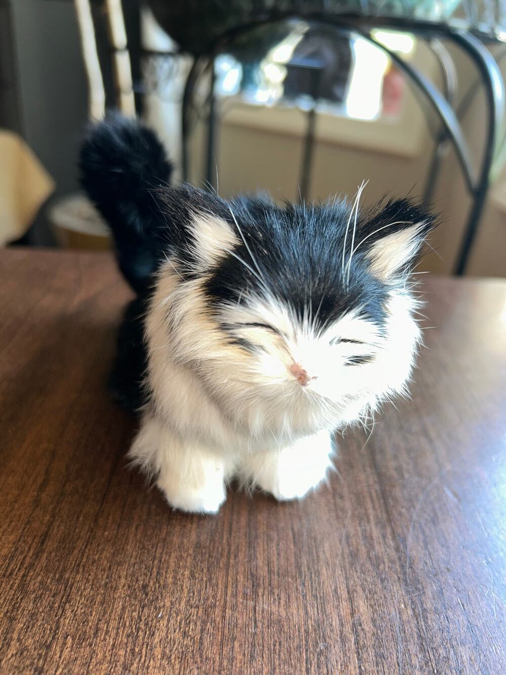 Vintage black and white Feledorashia kitten figure real fur